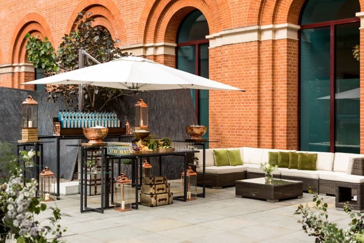 connect-london-patio